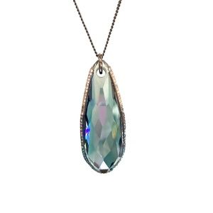 Swarovski alexandrite embellishe crystal pendant